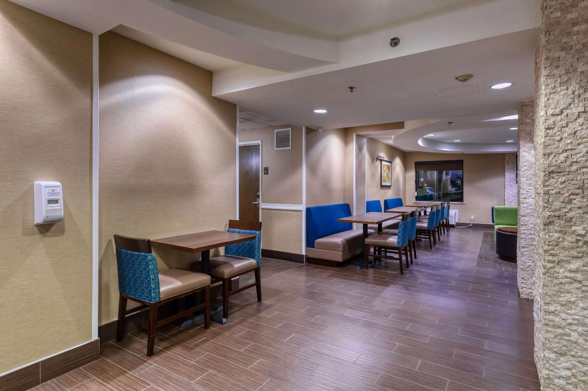 Comfort Inn & Suites Shepherdsville - Louisville South Exterior photo